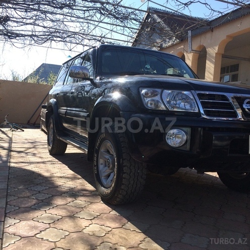 Nissan Patrol 2004, 170,000 km - 4.8 l - Bakı