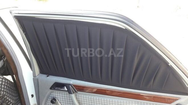 Mercedes E 220 1993, 395,367 km - 2.2 l - Bakı