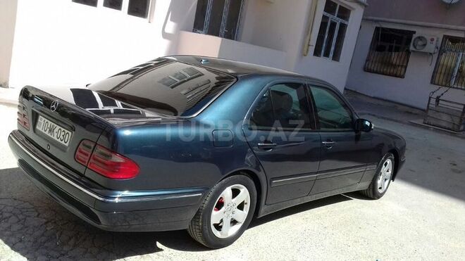 Mercedes E 280 1999, 185,000 km - 2.8 l - Bakı
