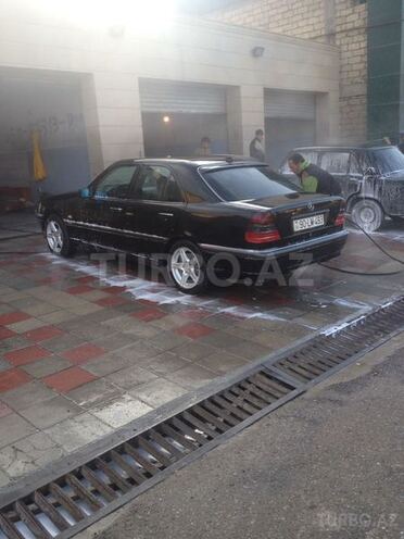 Mercedes C 230 1998, 225,000 km - 2.3 l - Sumqayıt