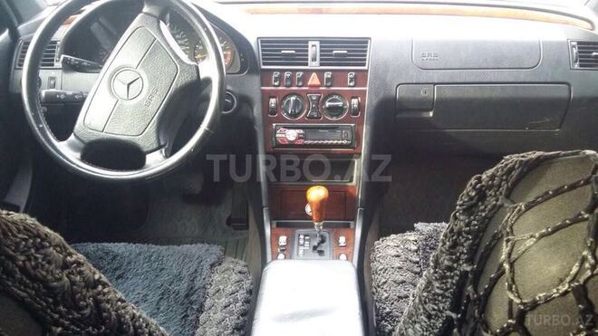 Mercedes C 230 1998, 225,000 km - 2.3 l - Sumqayıt