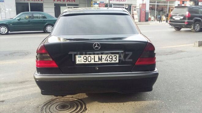 Mercedes C 230 1998, 225,000 km - 2.3 l - Sumqayıt