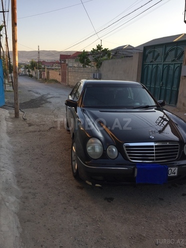 Mercedes E 240 1999, 250,000 km - 2.4 l - Bakı