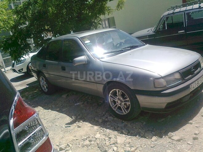 Opel Vectra 1994, 275,525 km - 2.0 l - Xırdalan