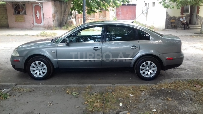 Volkswagen Passat 2003, 199,412 km - 1.8 l - Gəncə