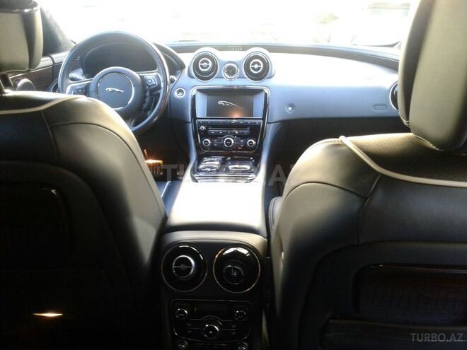 Jaguar  2013, 6,400 km - 3.0 l - Bakı