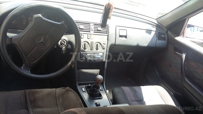Mercedes C 200 1993, 326,000 km - 2.0 l - Bakı
