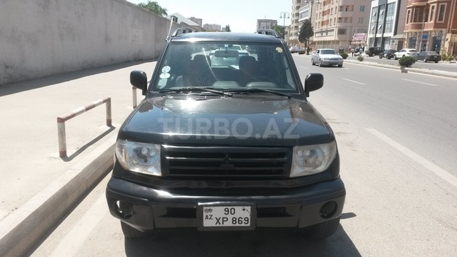 Mitsubishi Pajero io 1999, 186,000 km - 1.8 l - Bakı