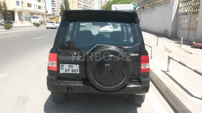 Mitsubishi Pajero io 1999, 186,000 km - 1.8 l - Bakı