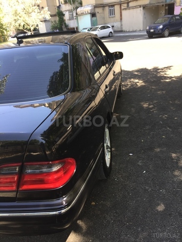 Mercedes E 320 2000, 256,000 km - 3.2 l - Bakı