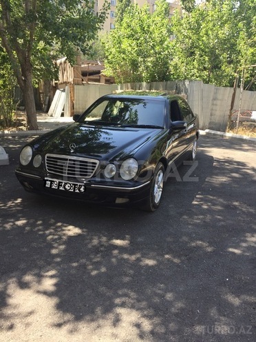 Mercedes E 320 2000, 256,000 km - 3.2 l - Bakı