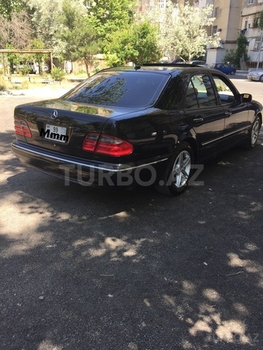 Mercedes E 320 2000, 256,000 km - 3.2 l - Bakı