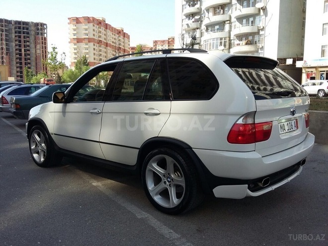 BMW X5 2001, 140,000 km - 4.4 l - Bakı
