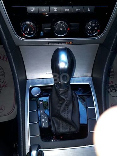 Volkswagen Passat 2014, 67,000 km - 1.8 l - Bakı
