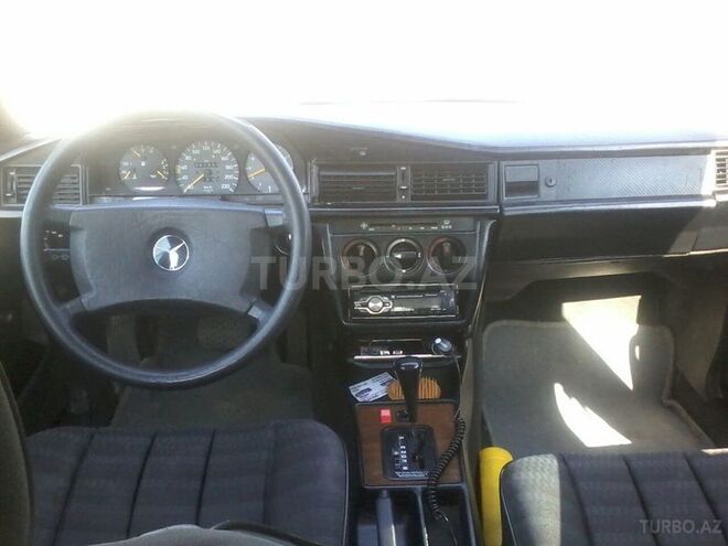 Mercedes 190 1990, 315,000 km - 1.8 l - Sumqayıt