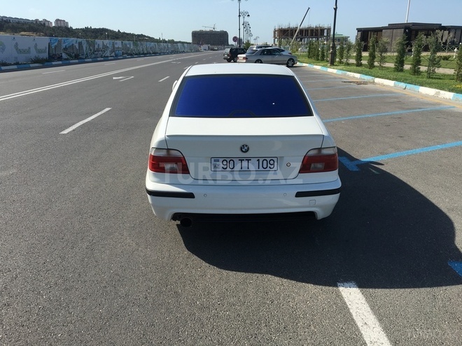 BMW 540 2002, 157,000 km - 4.4 l - Sumqayıt