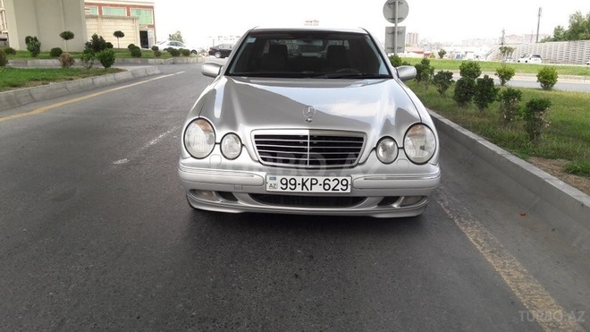Mercedes E 270 2000, 286,500 km - 2.7 л - Bakı