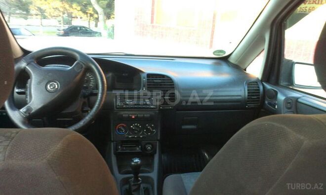 Opel Zafira 2001, 170,000 km - 1.8 l - Bakı