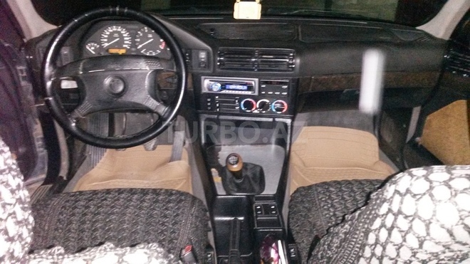 BMW 520 1994, 28,000 km - 0.3 l - Tovuz