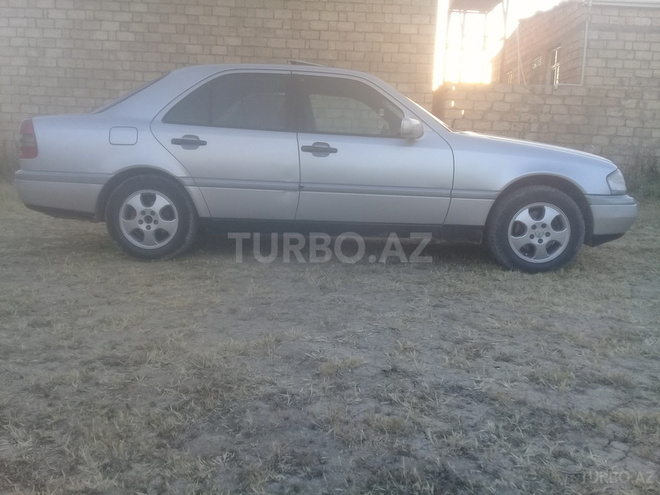 Mercedes C 180 1997, 310,000 km - 1.8 l - Bakı