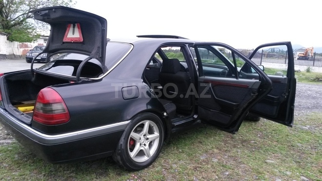 Mercedes C 180 1994, 400,000 km - 1.8 л - Zaqatala