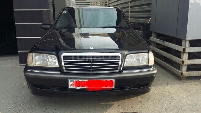 Mercedes C 230 1998, 256,000 km - 2.3 l - Sumqayıt