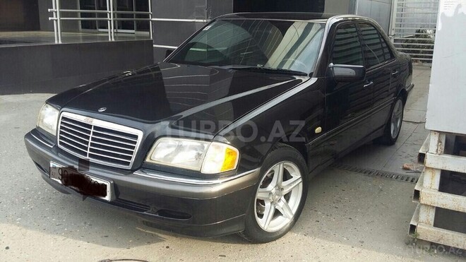 Mercedes C 230 1998, 256,000 km - 2.3 l - Sumqayıt
