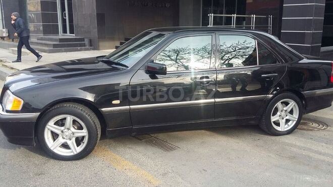 Mercedes C 230 1998, 256,000 km - 2.3 l - Sumqayıt