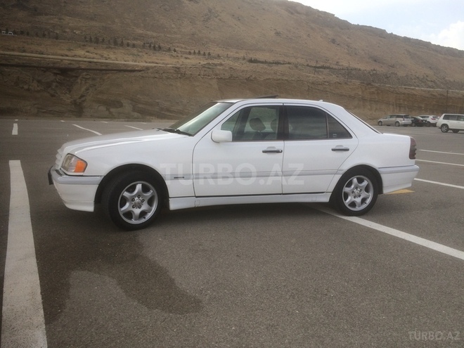 Mercedes C 230 1999, 157,500 km - 2.3 l - Xırdalan