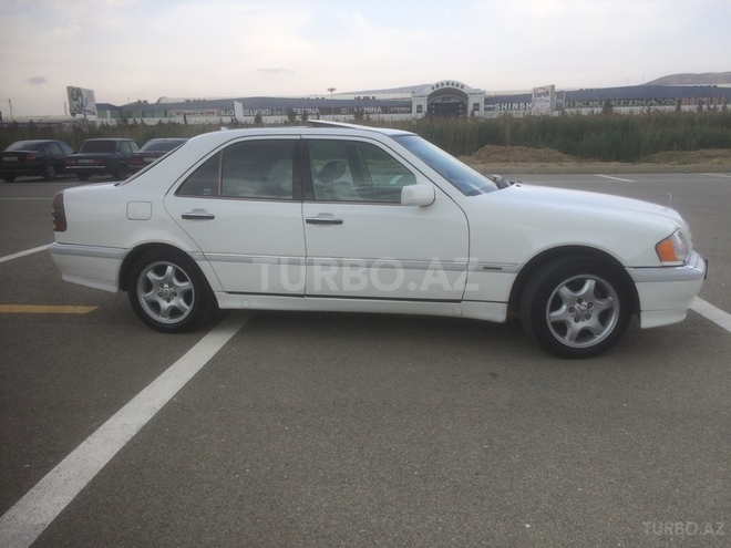 Mercedes C 230 1999, 157,500 km - 2.3 l - Xırdalan