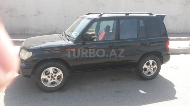 Mitsubishi Pajero io 1999, 240,000 km - 1.8 l - Bakı