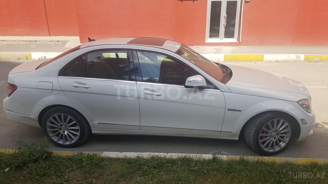 Mercedes C 300 2008, 188,000 km - 3.0 l - Gəncə