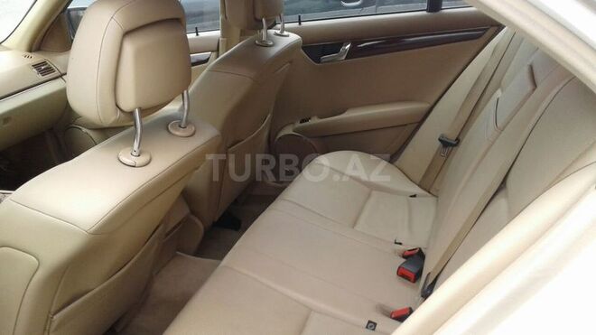 Mercedes C 300 2008, 188,000 km - 3.0 l - Gəncə