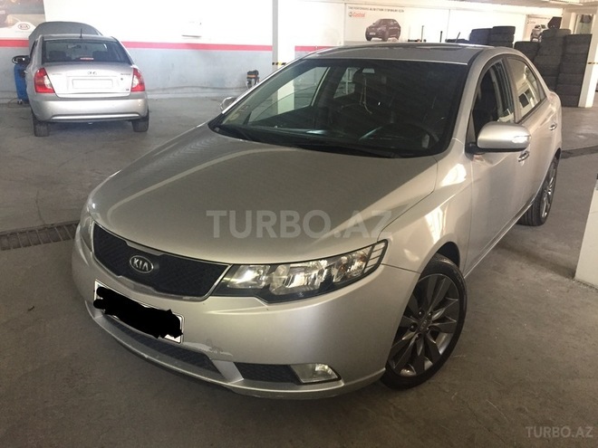 Kia Cerato 2010, 175,000 km - 2.0 l - Bakı