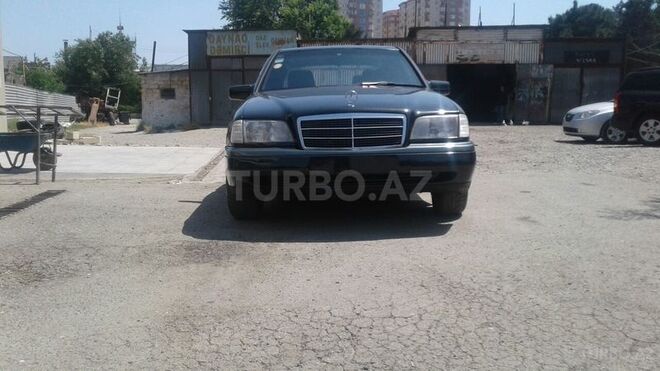 Mercedes C 200 1996, 298,000 km - 2.0 l - Sumqayıt