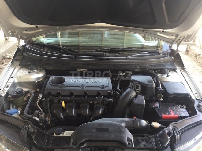 Kia Cerato 2010, 175,000 km - 2.0 l - Bakı