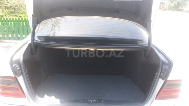 Mercedes E 220 2000, 150,000 km - 2.2 l - Sumqayıt