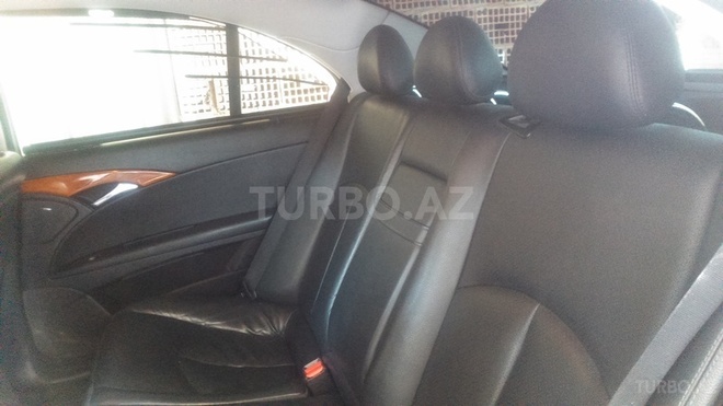 Mercedes E 220 2007, 193,000 km - 2.2 l - Bakı