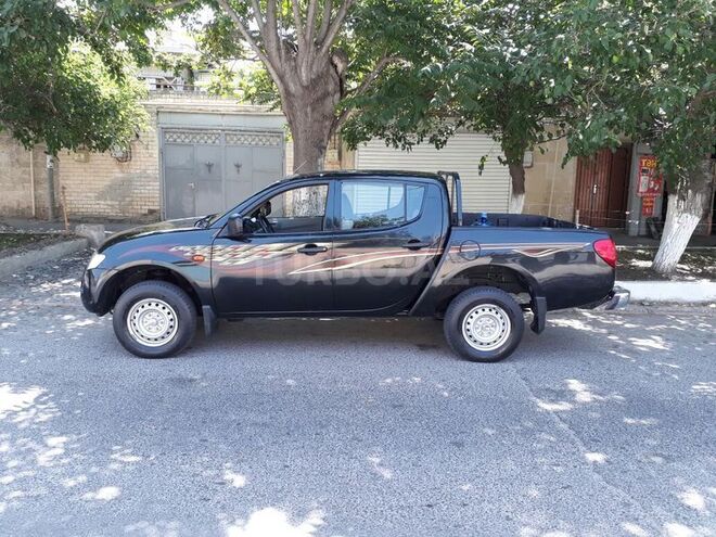 Mitsubishi L200 2008, 188,000 km - 2.5 l - Bakı