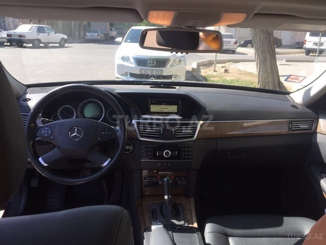 Mercedes E 220 2010, 154,000 km - 2.2 л - Bakı