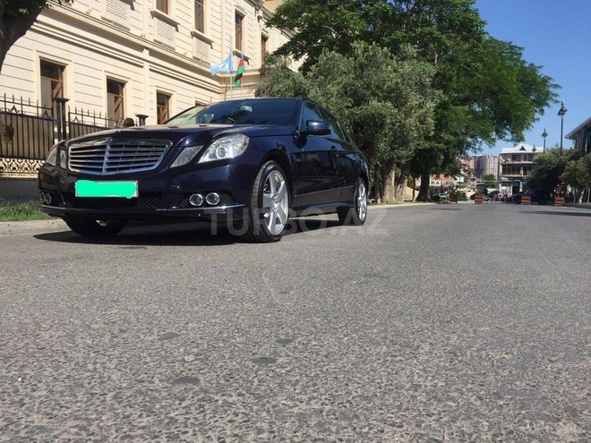Mercedes E 220 2010, 154,000 km - 2.2 л - Bakı
