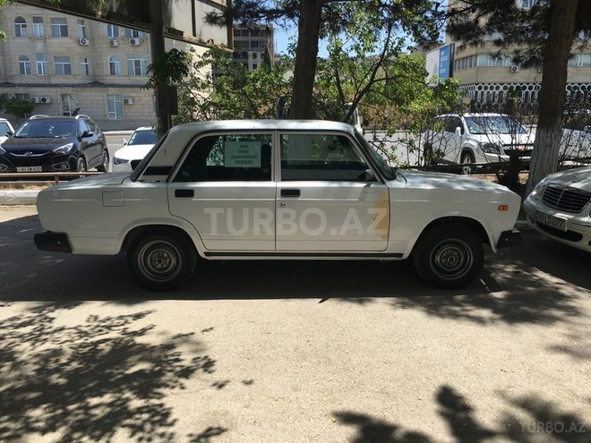 LADA (VAZ) 2107 2009, 120,000 km - 1.6 л - Bakı