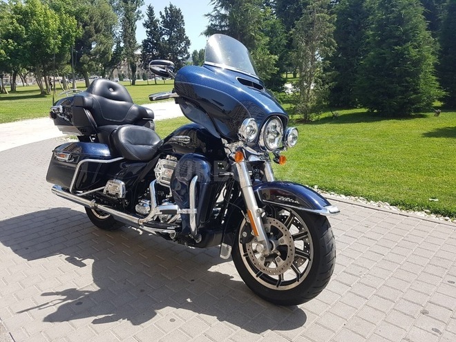 Harley-Davidson Touring Electra Glide 2014, 24,000 km - 1.7 л - Bakı