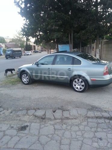 Volkswagen Passat 2004, 145,000 km - 0.2 l - Mingəçevir