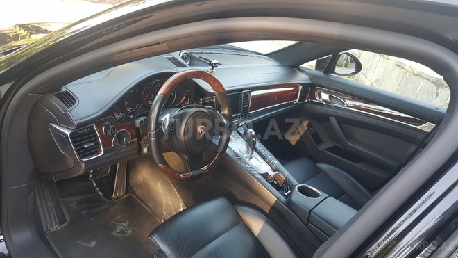 Porsche Panamera 4S 2011, 38,000 km - 3.6 l - Bakı