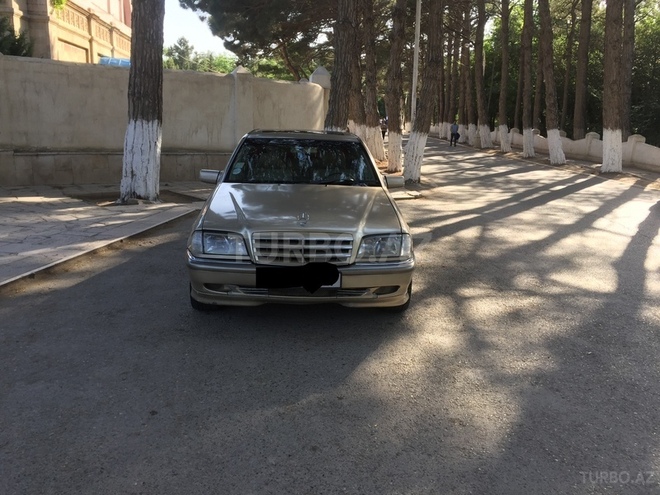 Mercedes C 240 1997, 360,726 km - 2.4 л - Sumqayıt