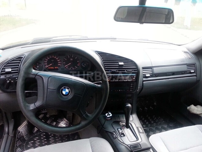 BMW 320 1996, 300,000 km - 2.0 л - Bakı