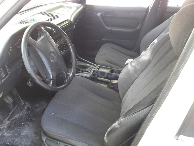 BMW  1988, 200,000 km - 0.3 l - Bakı