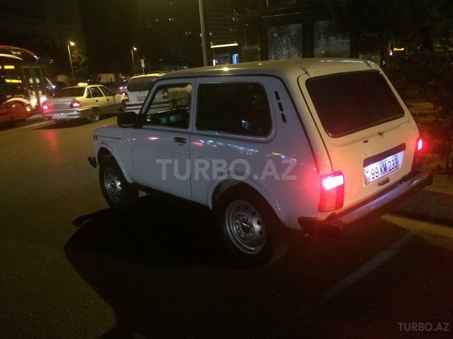 LADA (VAZ) Niva 2006, 200,000 km - 1.7 л - Bakı