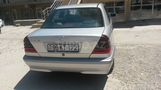 Mercedes C 220 2000, 370,000 km - 2.2 l - Bakı